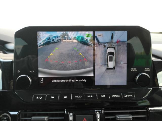 Used 2022 Nissan Pathfinder SL w/ SL Black Package image 9