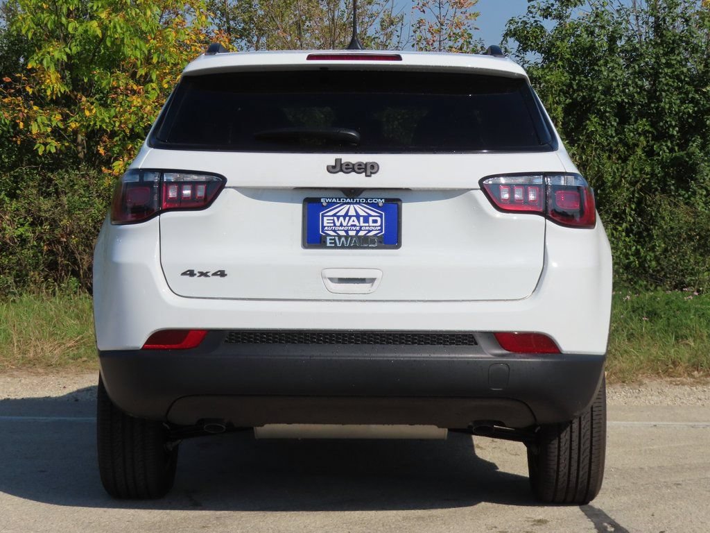 New 2026 Jeep Compass Latitude w/ Quick Order Package 29K AWD/4WD image 17