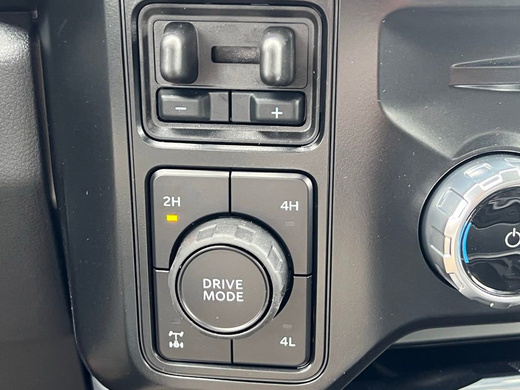 New 2026 Ford F250 Lariat w/ Lariat Ultimate Package image 40