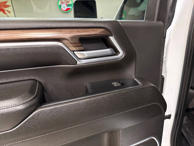 Used 2024 Chevrolet Silverado 2500 LT image 41