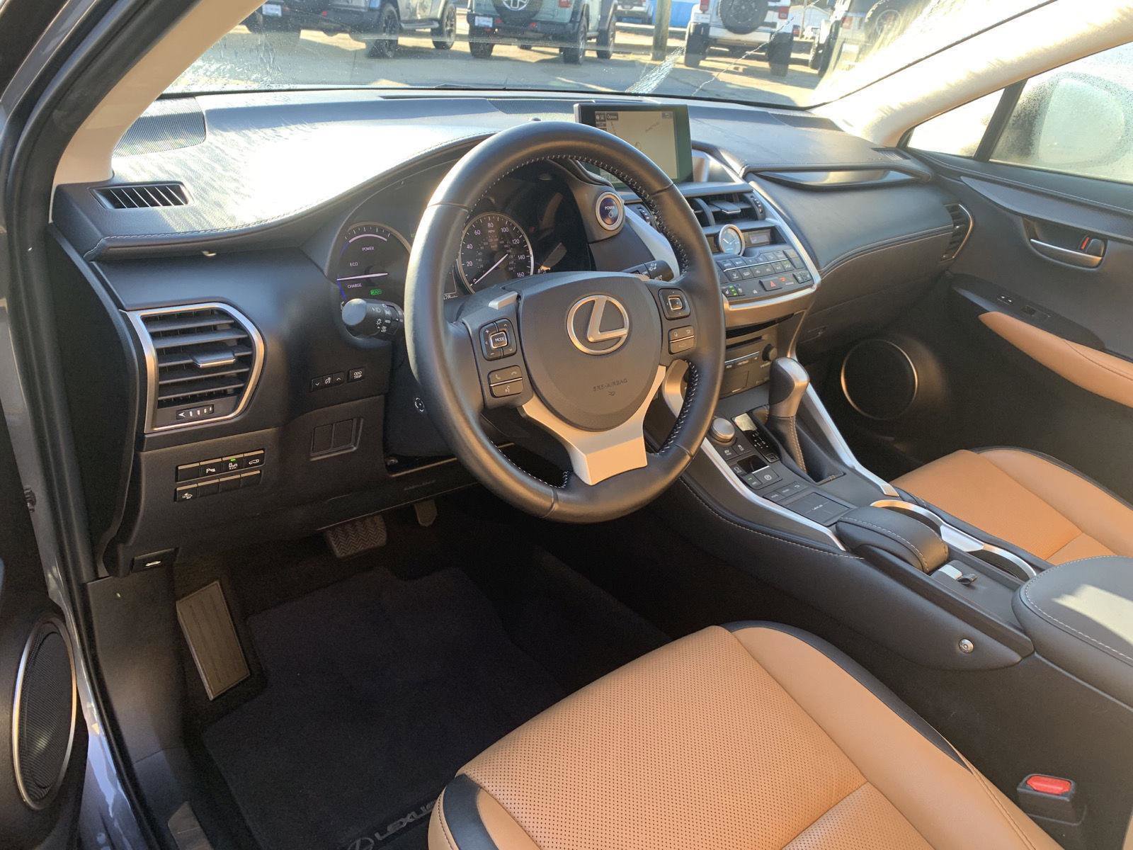 Used 2016 Lexus NX 300h AWD image 13