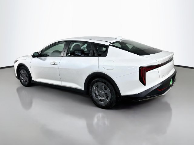 Used 2025 Kia K4 FWD image 7