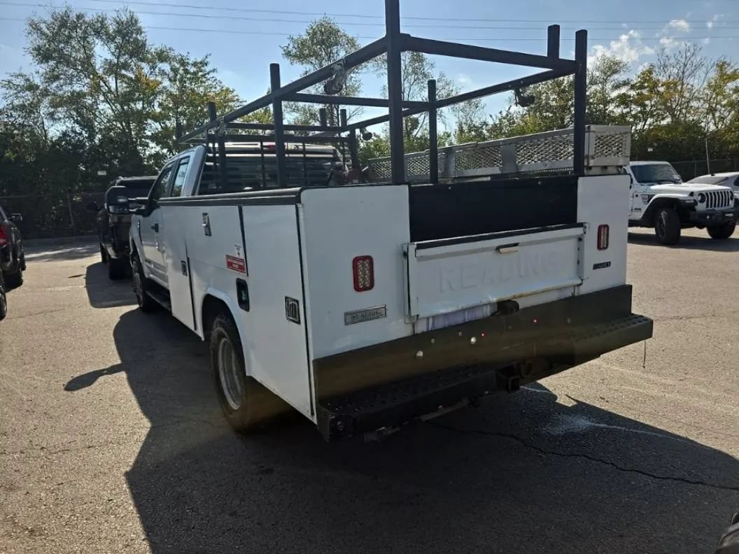 Used 2019 Ford F350 XL w/ XL Value Package AWD/4WD image 2