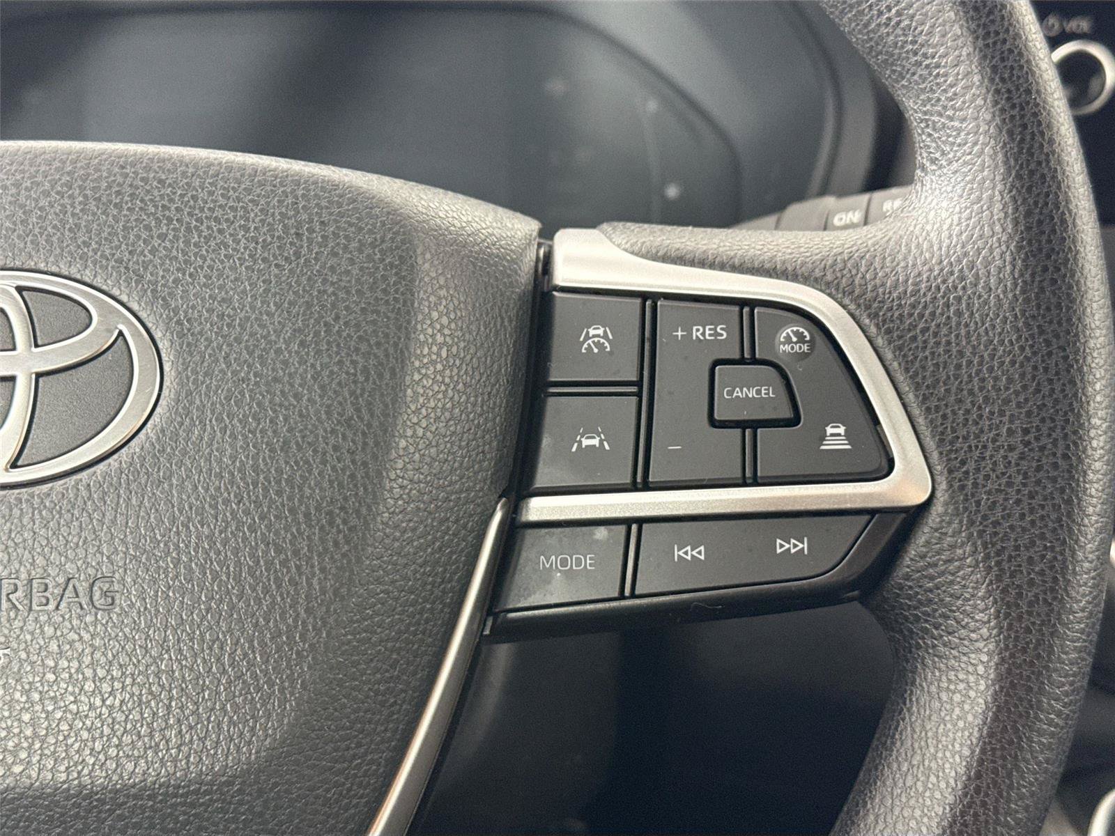 Certified 2026 Toyota Grand Highlander FWD image 17