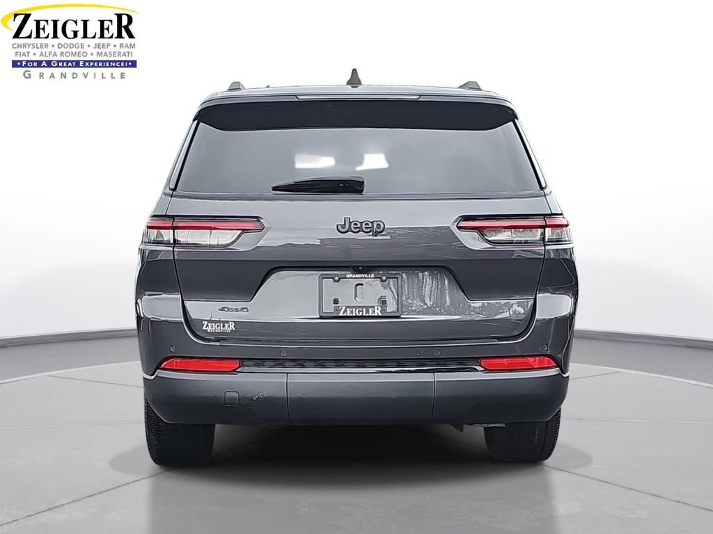 Used 2023 Jeep Grand Cherokee L Laredo AWD/4WD image 6