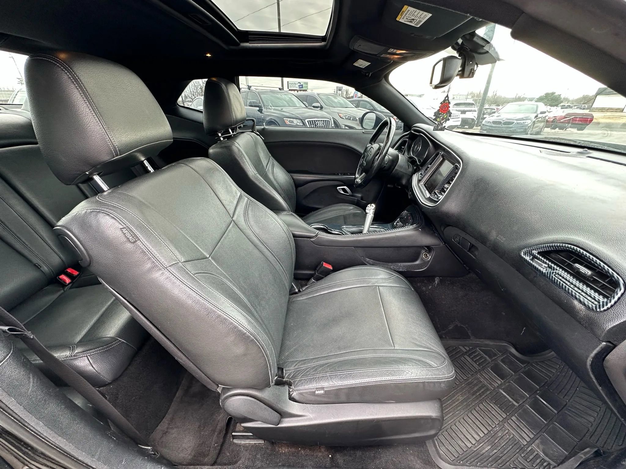 Used 2015 Dodge Challenger R/T w/ Quick Order Package 22B R/T RWD image 13