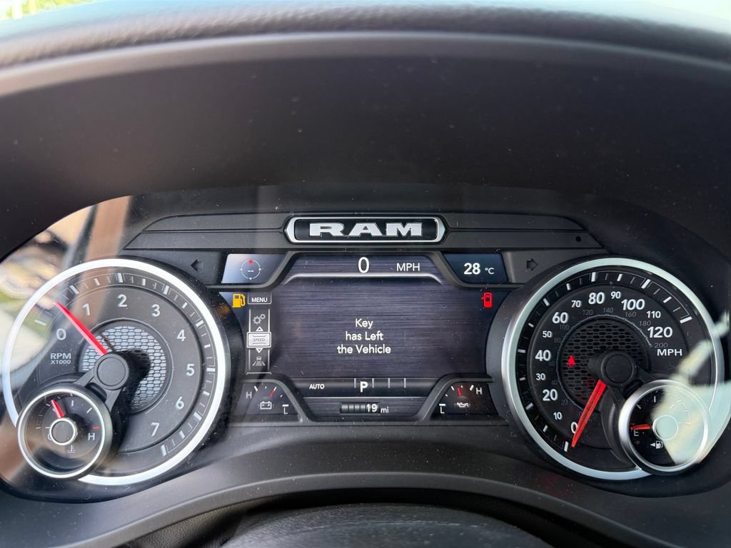 New 2026 RAM 1500 Big Horn AWD/4WD image 17