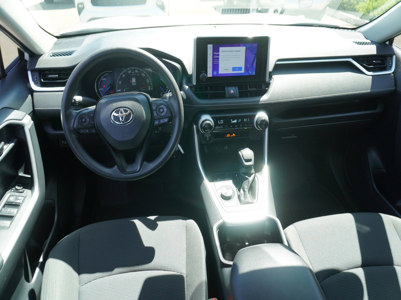 Used 2023 Toyota RAV4 LE AWD/4WD image 2
