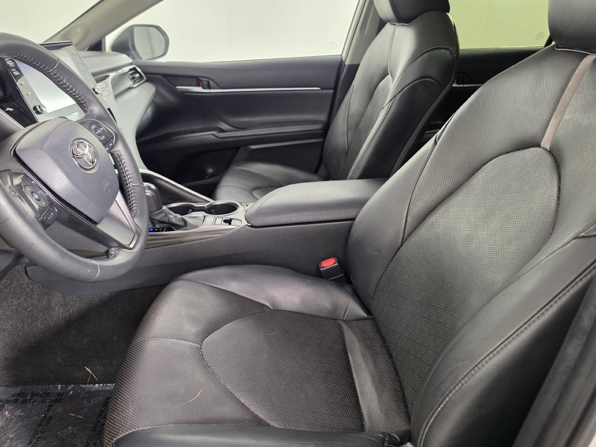 Used 2023 Toyota Camry XSE w/ Driver Assist Package FWD image 3