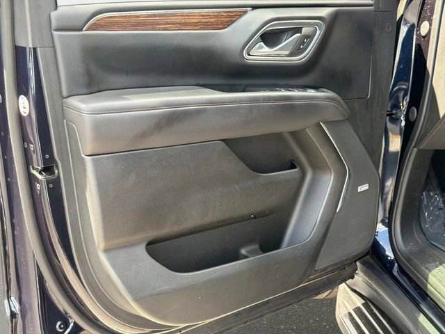Used 2023 Chevrolet Suburban High Country w/ Max Trailering Package image 17