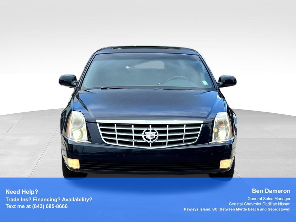 Used 2006 Cadillac DTS w/ Sun And Sound Package FWD image 2