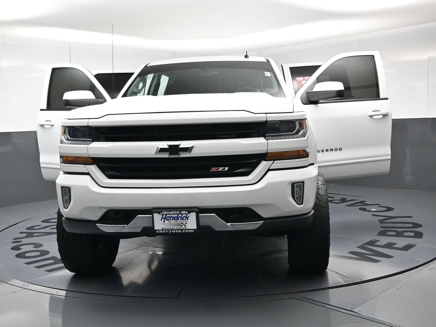 Used 2018 Chevrolet Silverado 1500 LT w/ All Star Edition AWD/4WD image 21