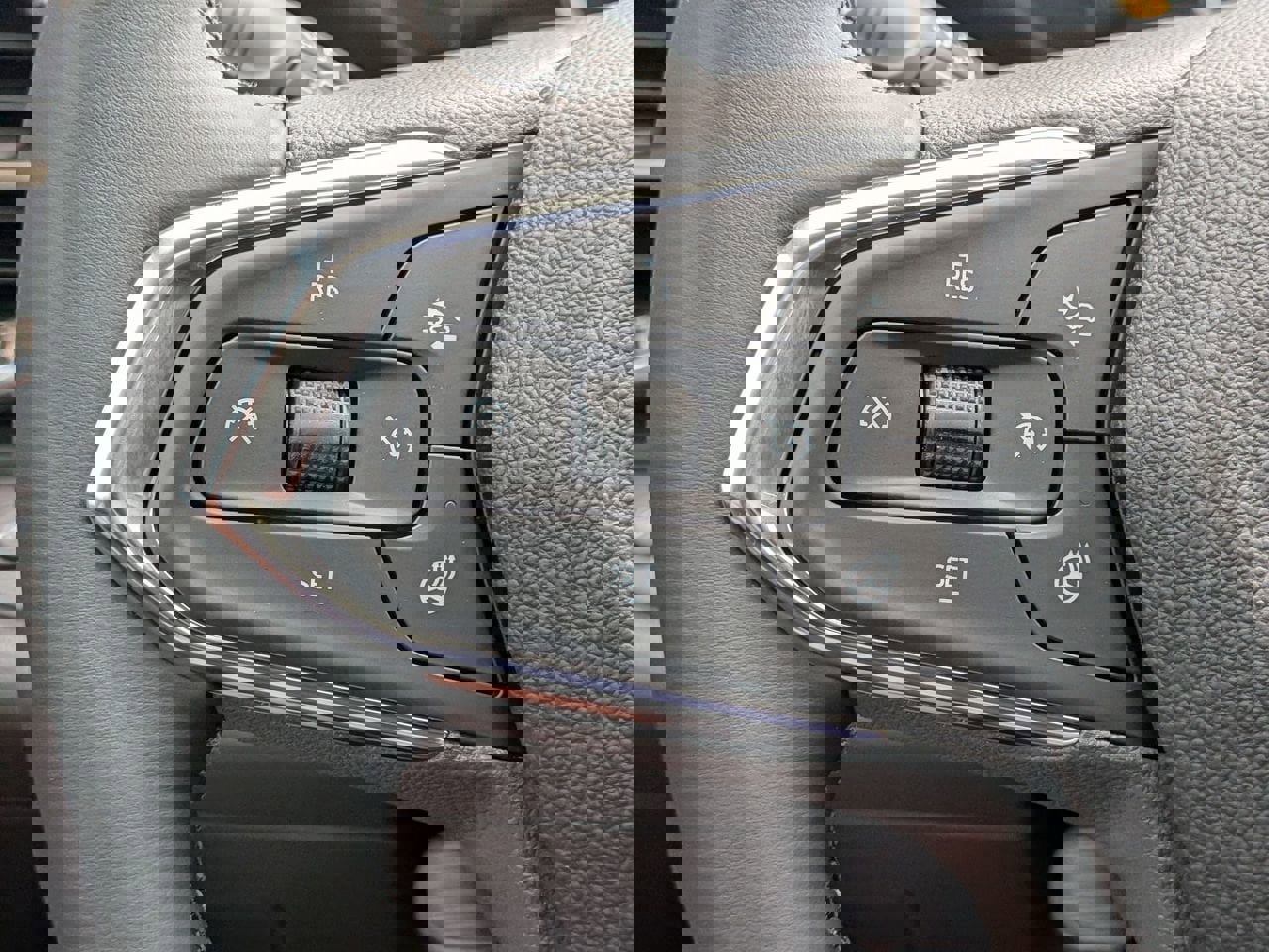 New 2026 Chevrolet Trax ACTIV w/ Sunroof Package image 12