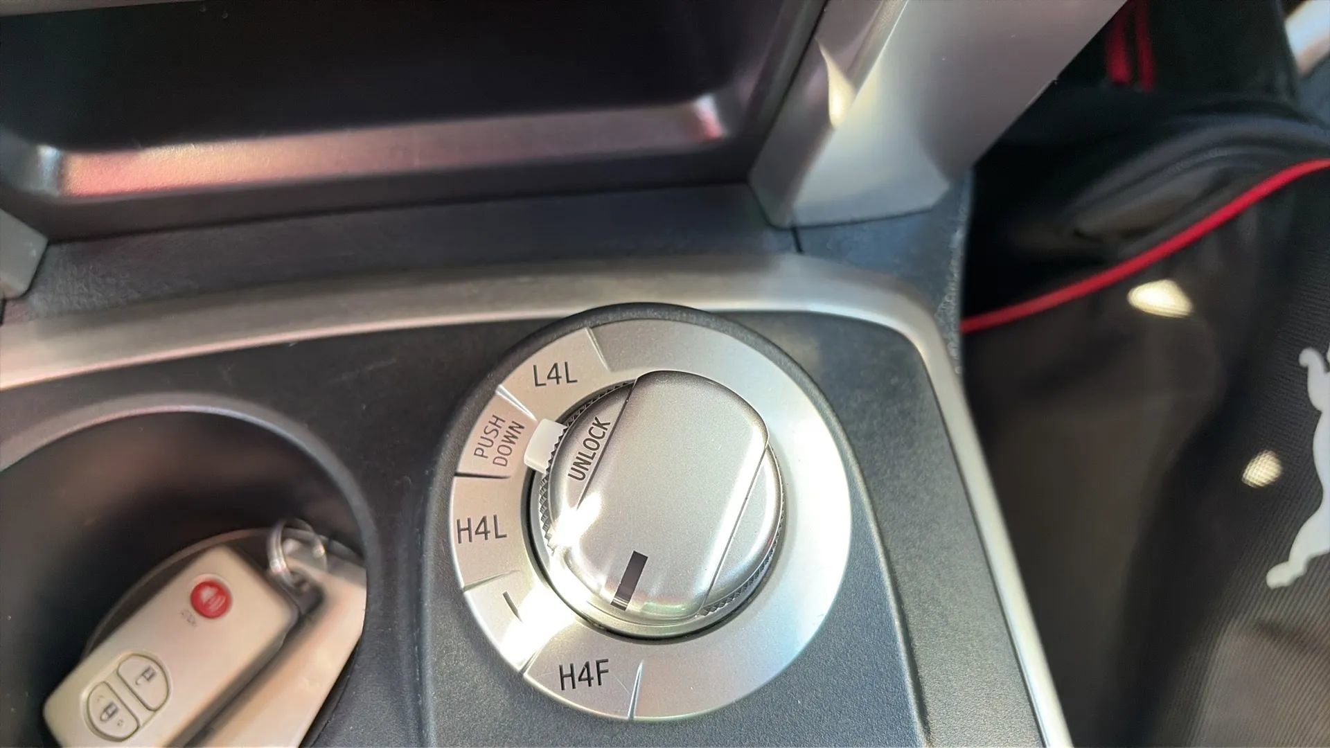 Used 2014 Toyota 4Runner Limited image 41