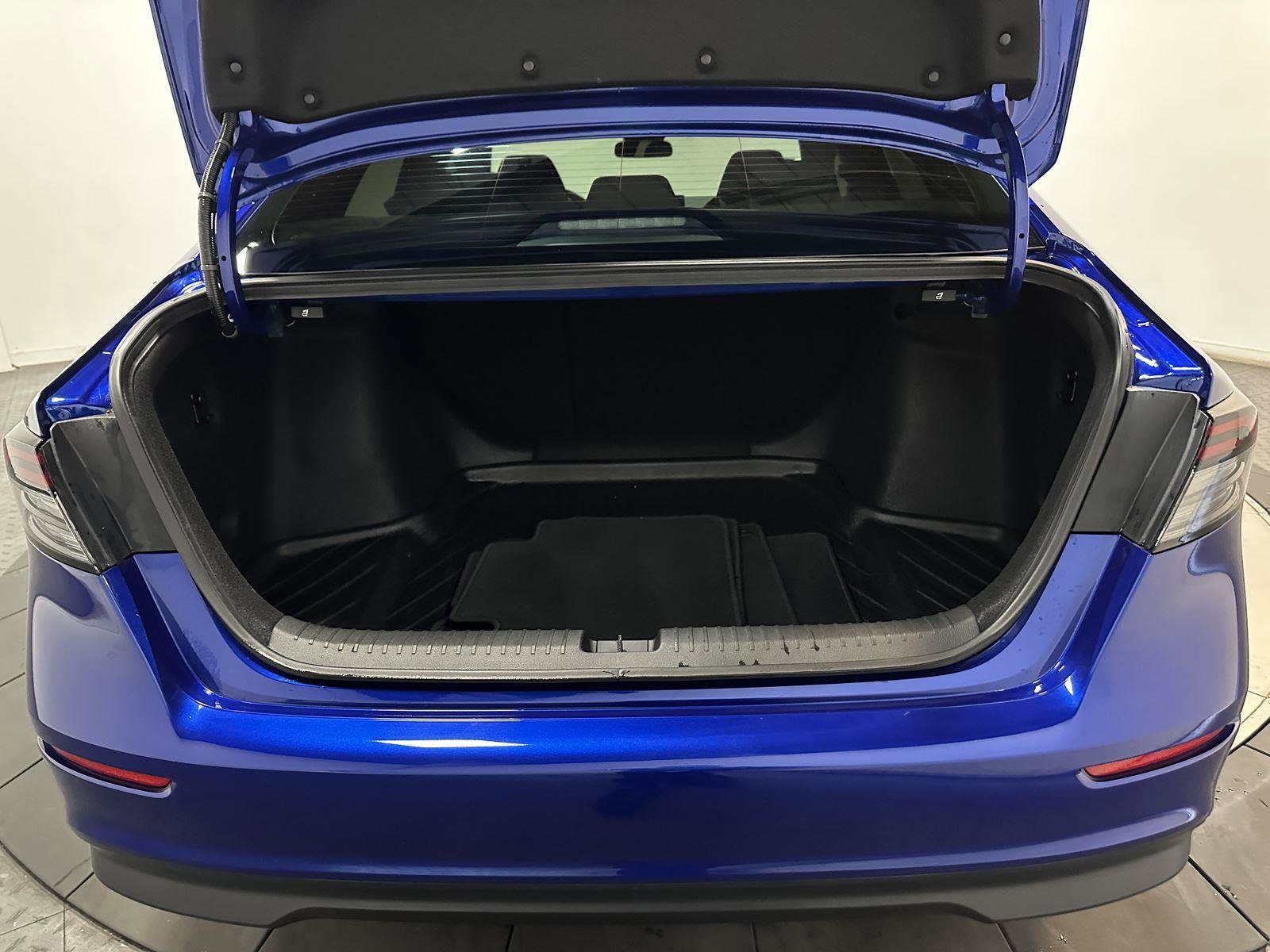 Used 2025 Honda Accord Sport image 33