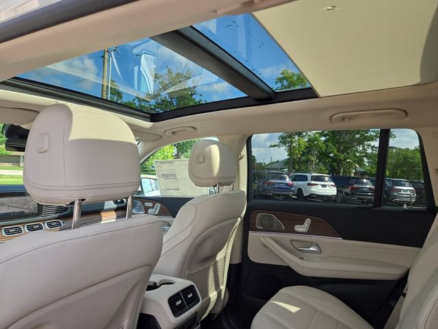New 2026 Mercedes-Benz GLS 450 4MATIC image 31