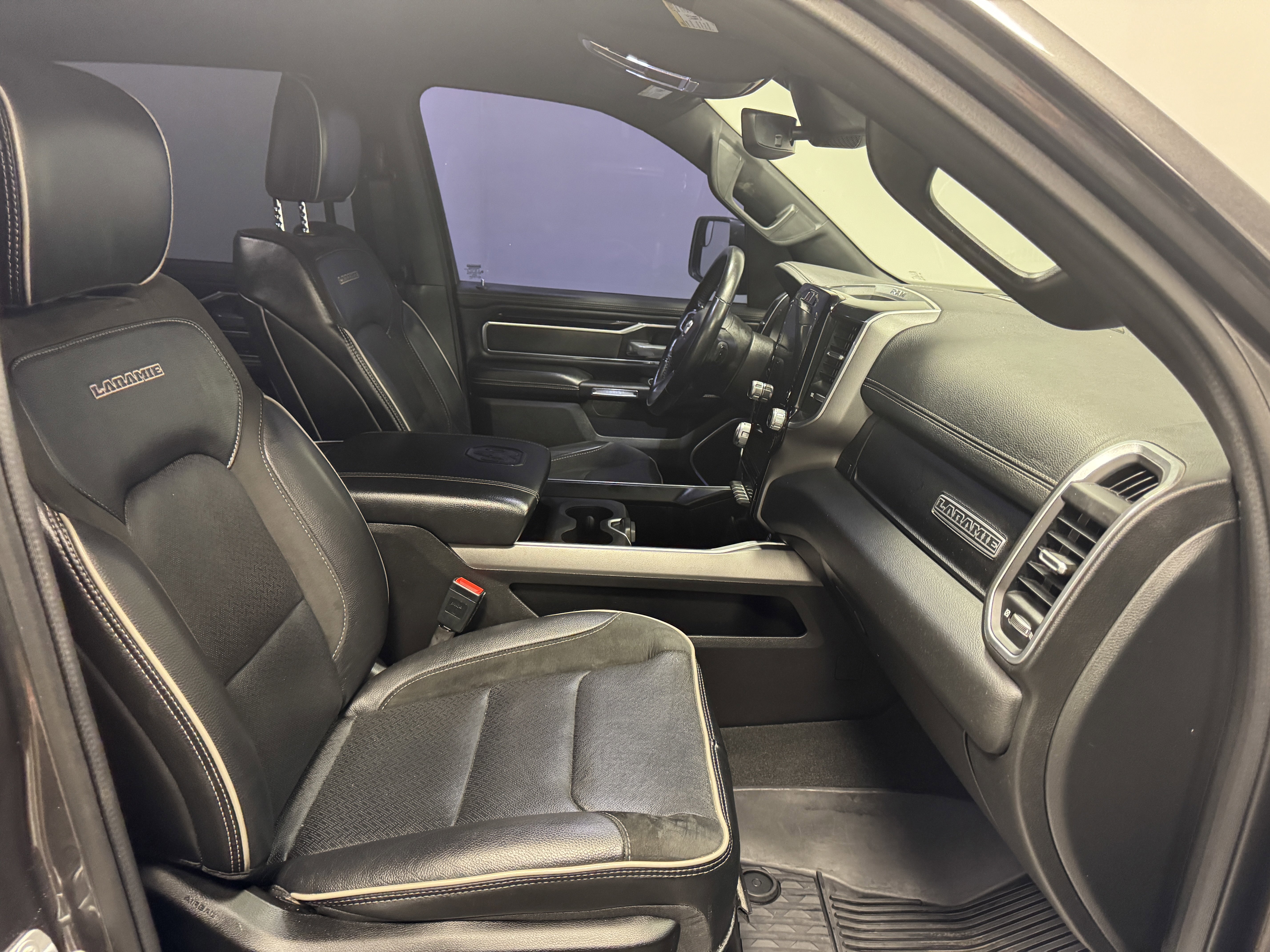 Used 2022 RAM 1500 Laramie image 15
