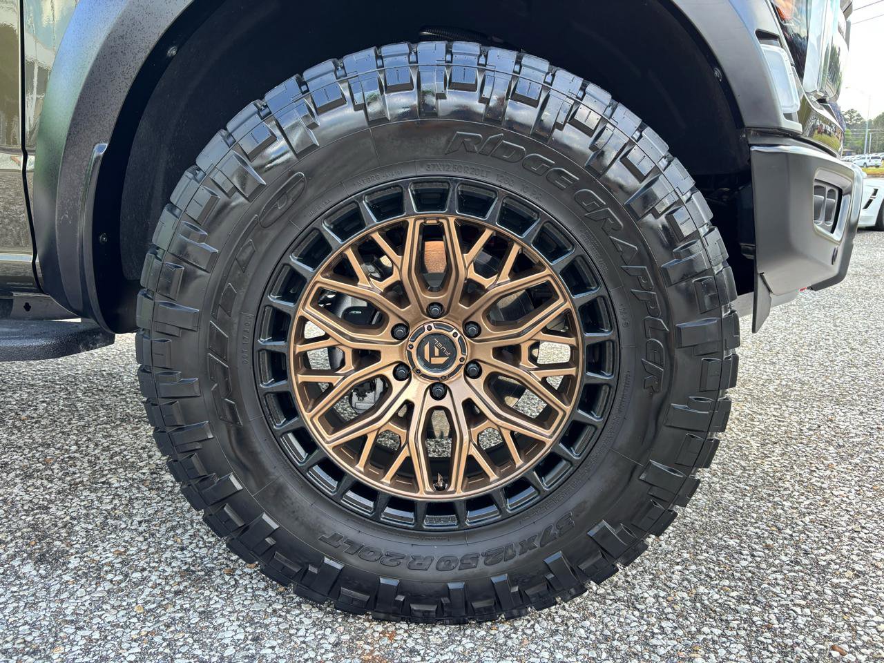 Used 2025 Ford F150 Raptor image 37