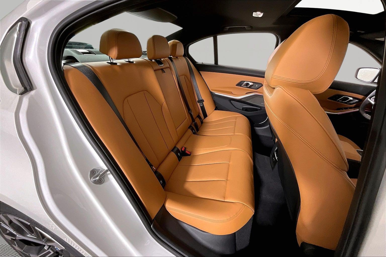 New 2026 BMW 330i xDrive Sedan AWD/4WD image 14