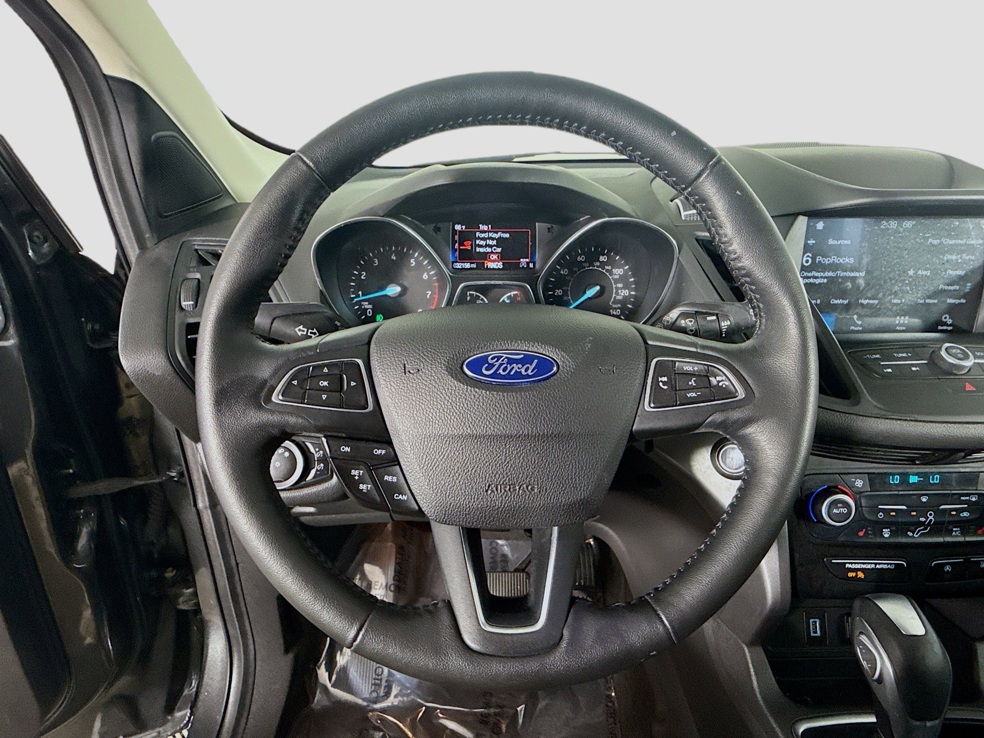 Used 2019 Ford Escape SEL image 13