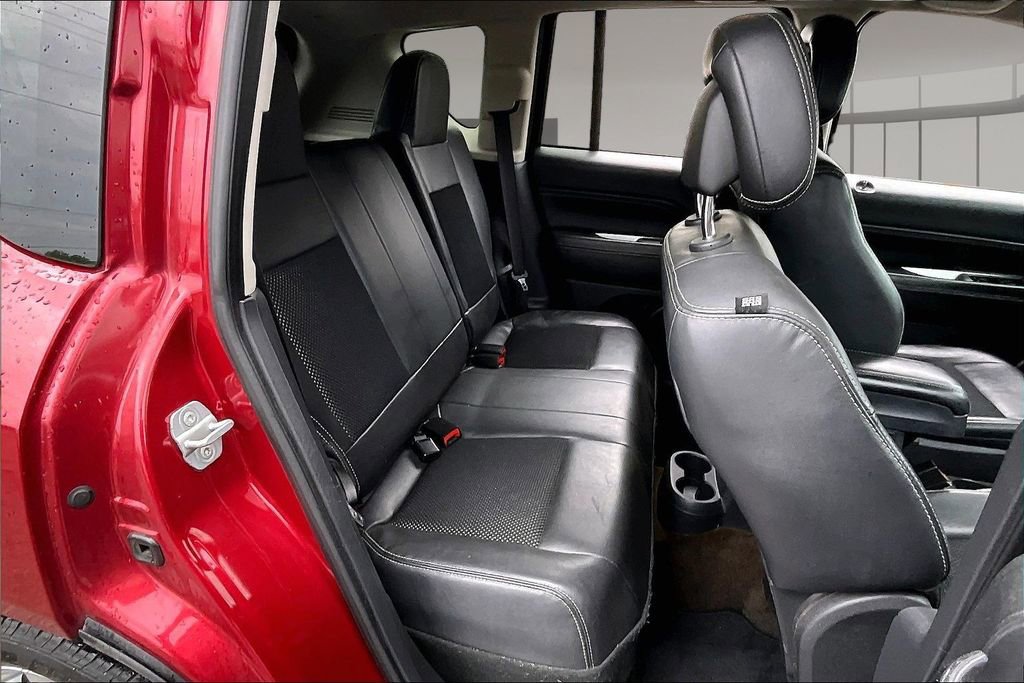 Used 2014 Jeep Compass Latitude FWD image 22