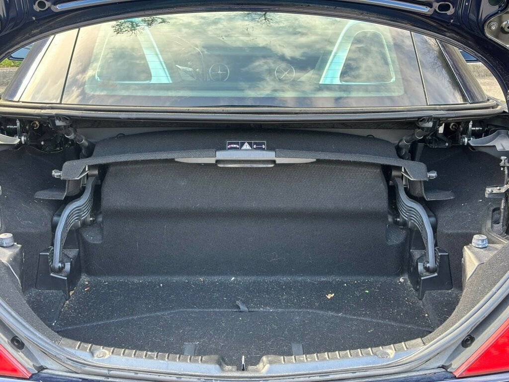 Used 2015 Mercedes-Benz SLK 250 2015 MERCEDES-BENZ SLK 250 image 38