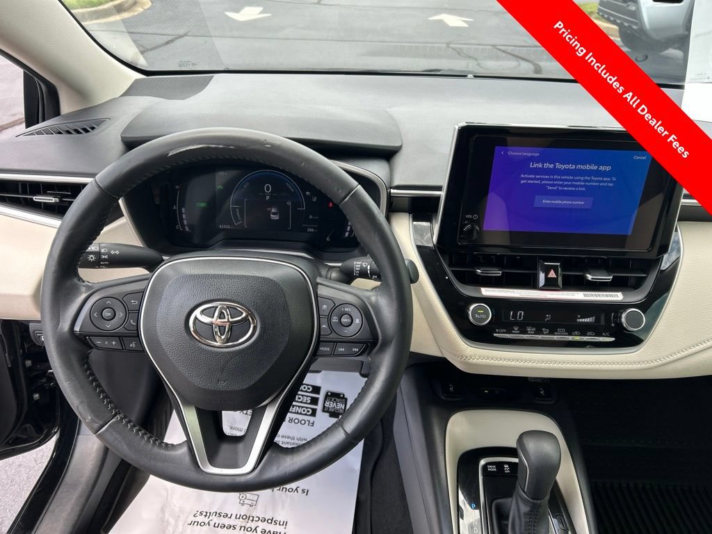 Used 2024 Toyota Corolla XLE FWD image 6