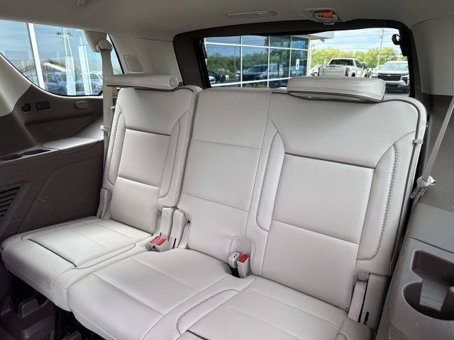 Used 2021 GMC Yukon Denali w/ Denali Premium Package AWD/4WD image 26