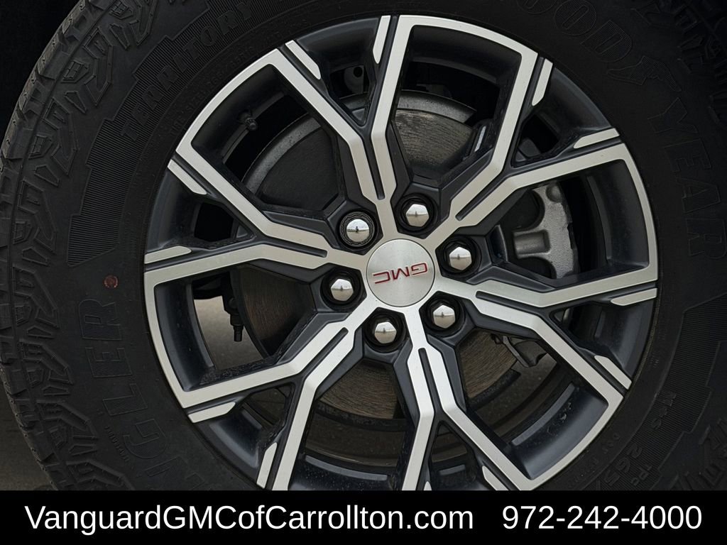 New 2026 GMC Acadia AT4 w/ LPO, Floor Liner Package AWD/4WD image 9