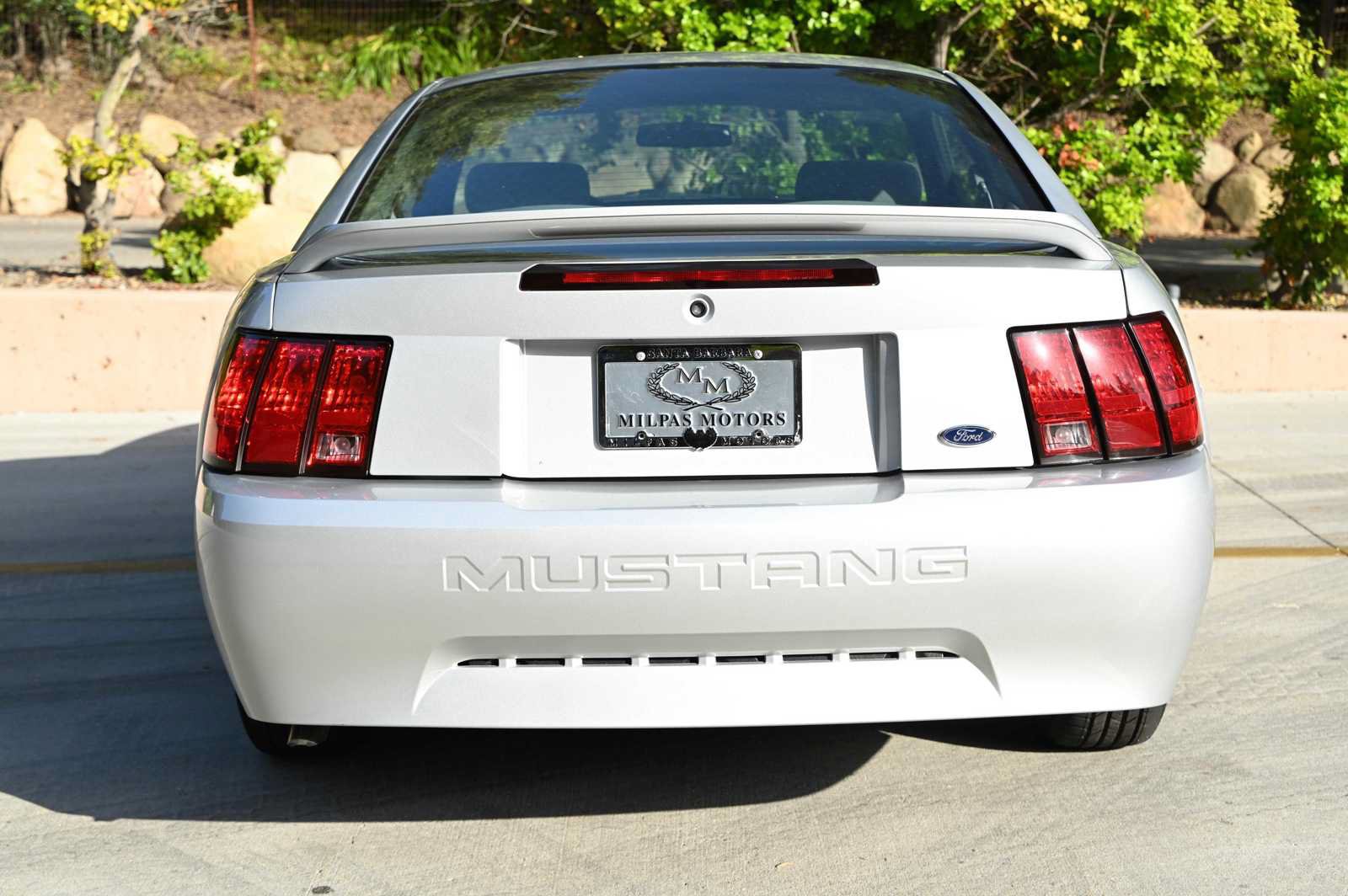 Used 2000 Ford Mustang Coupe RWD image 4
