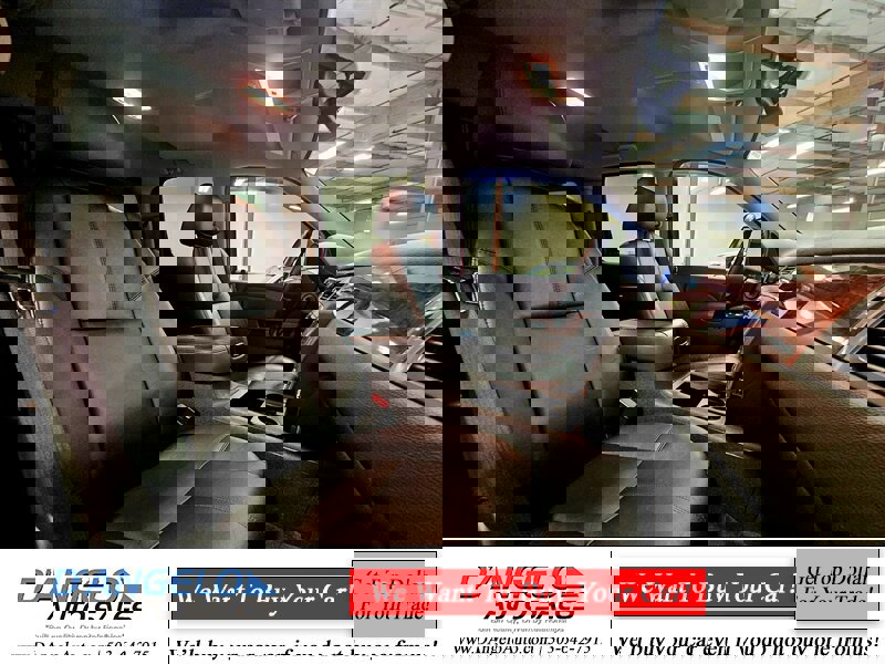 Used 2013 GMC Sierra 2500 SLT w/ Suspension Package, Off-Road image 26