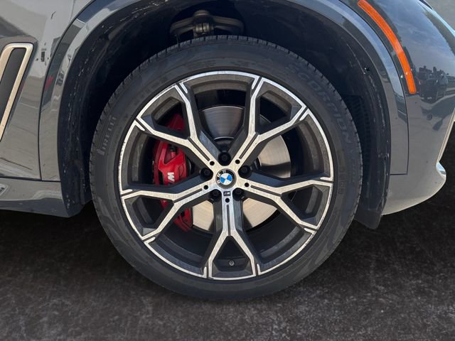 Used 2023 BMW X5 M50i w/ Executive Package image 31
