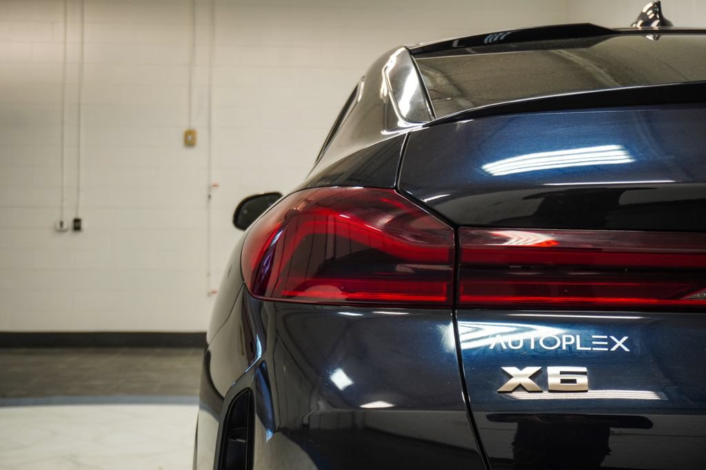 Used 2020 BMW X6 M50i w/ Executive Package AWD/4WD image 35