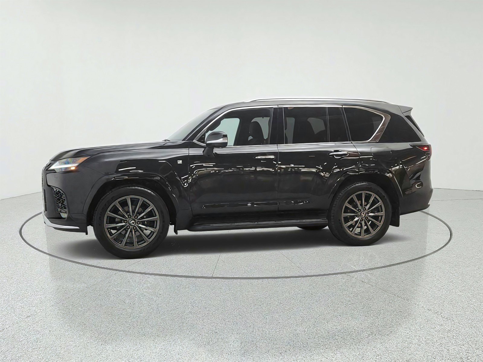 Used 2025 Lexus LX 700h F Sport AWD/4WD image 8