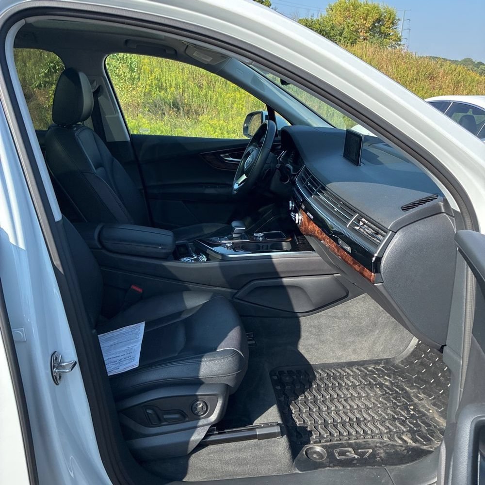Used 2018 Audi Q7 3.0T Prestige w/ Prestige Package AWD/4WD image 6