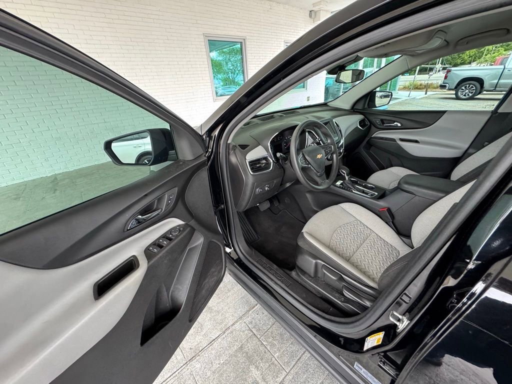 Used 2024 Chevrolet Equinox LS image 11