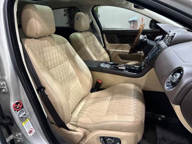 Used 2017 Jaguar XJ L Portfolio RWD image 51