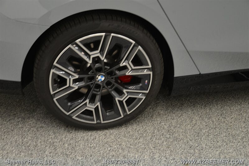 Used 2026 BMW i5 eDrive40 RWD image 40