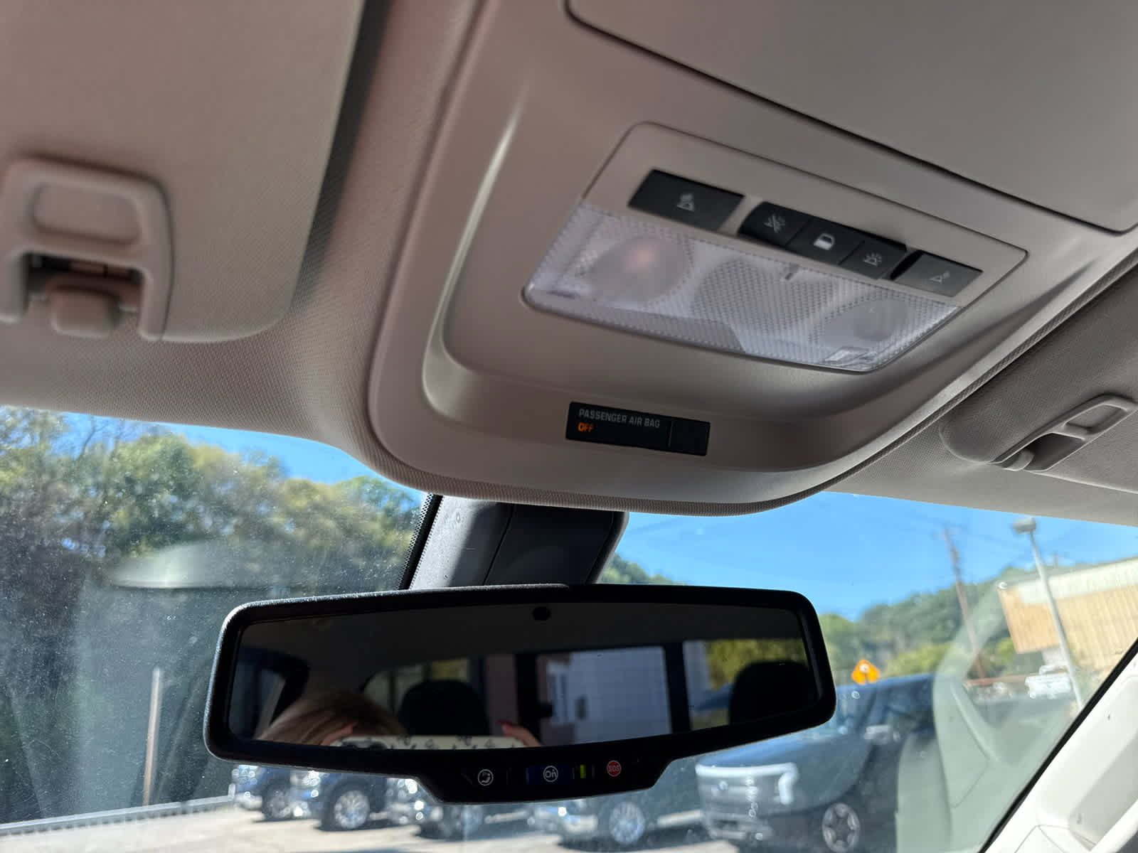 Used 2022 Chevrolet Colorado Z71 w/ LPO, Bed Guard Package image 18