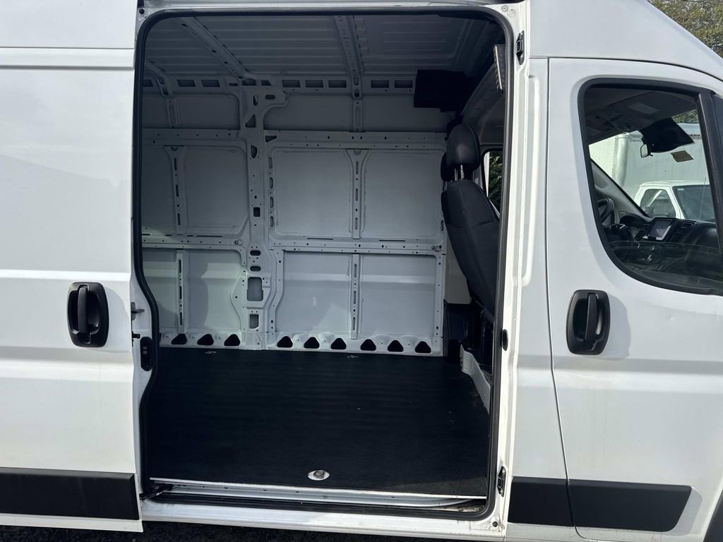 Used 2022 RAM ProMaster 2500 image 11
