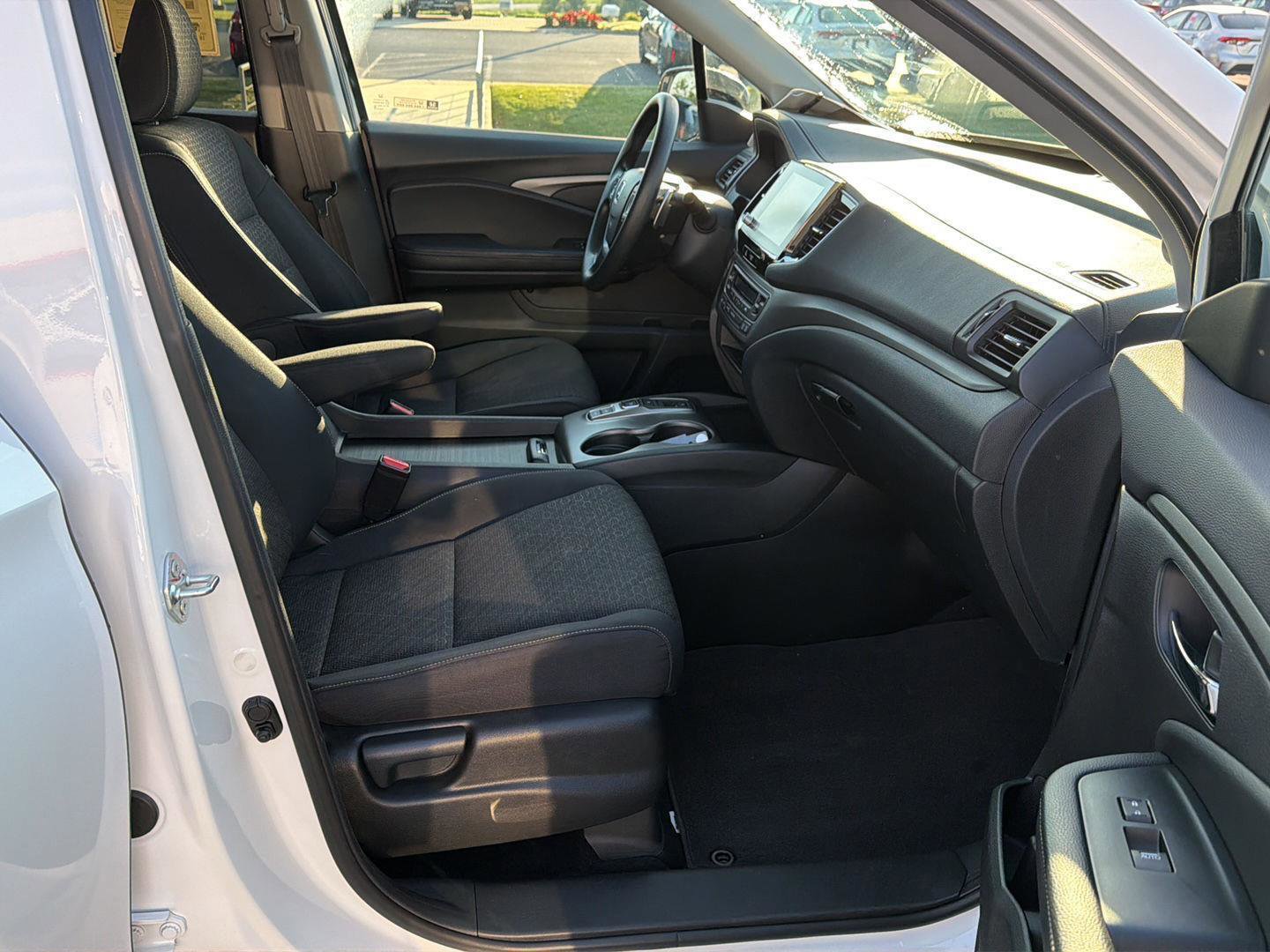 Used 2023 Honda Ridgeline Sport image 13