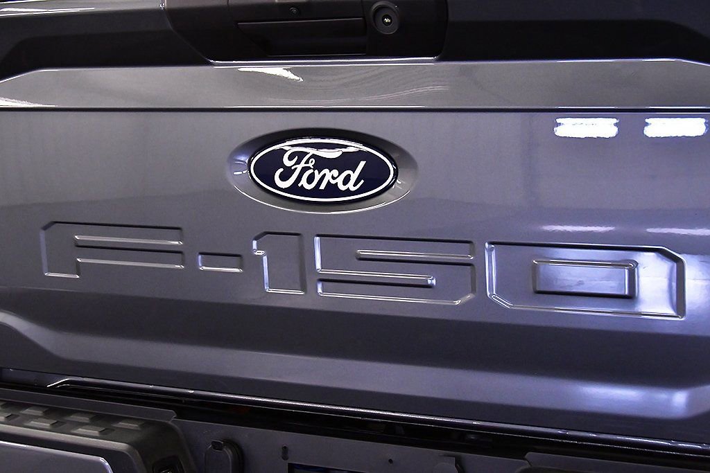 Used 2025 Ford F150 Lightning XLT image 13