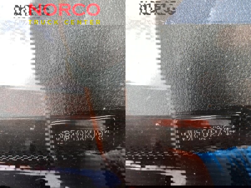 Used 2019 Freightliner Sprinter 3500 image 23