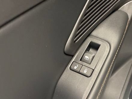 New 2026 Jeep Cherokee Limited AWD/4WD image 19
