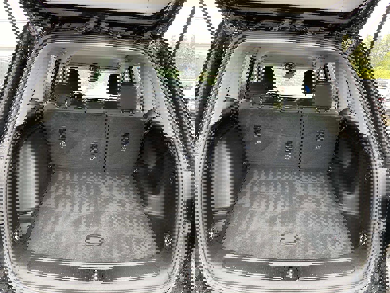 Certified 2023 Jeep Grand Cherokee Laredo image 5