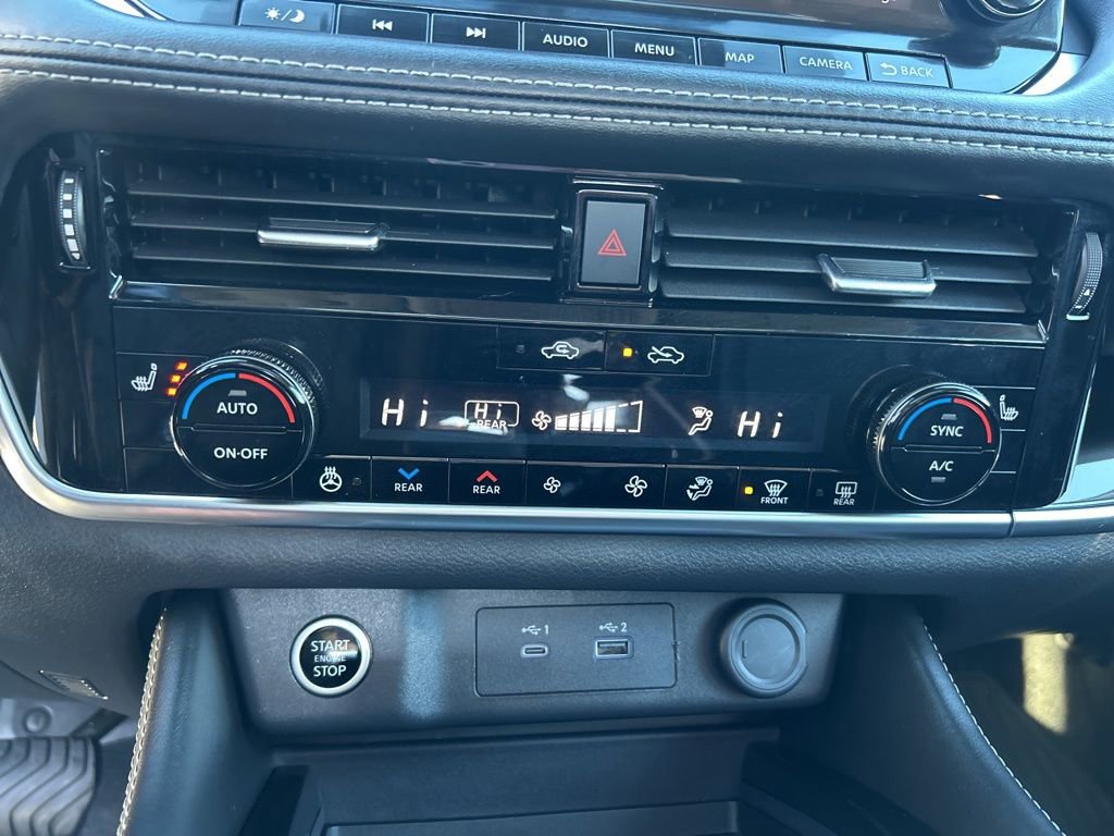 Used 2023 Nissan Rogue SL w/ SL Premium Package image 24