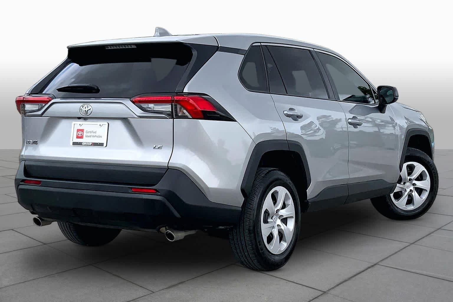 Certified 2025 Toyota RAV4 LE FWD image 13