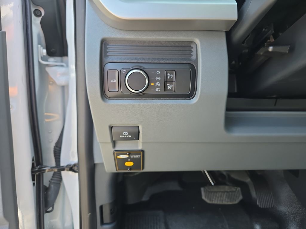 New 2024 Ford F250 XL AWD/4WD image 20