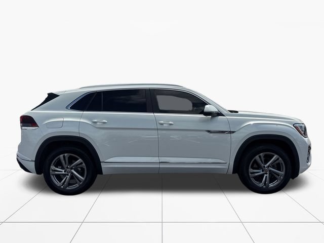 Used 2024 Volkswagen Atlas Cross Sport SEL R-Line AWD/4WD image 7