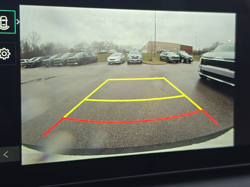 New 2025 Kia K4 LX image 7